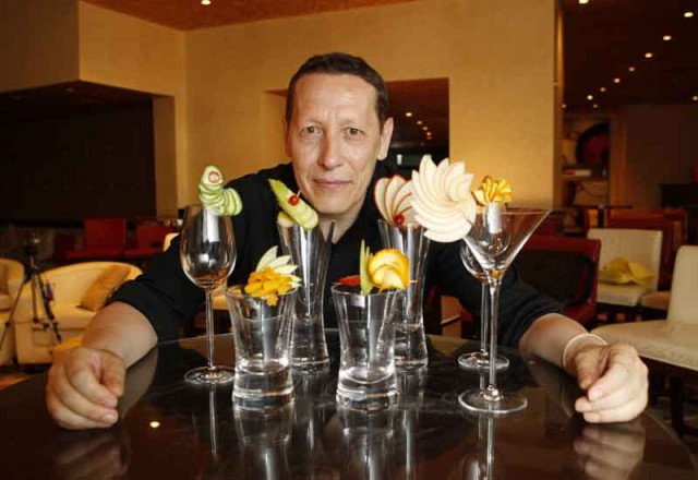 PHOTOS: Glam garnishes at cocktail masterclass-1